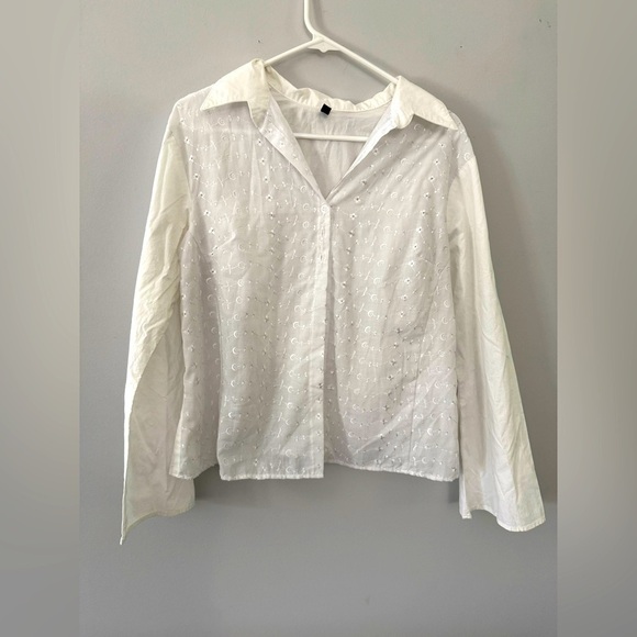 Star City Tops - VTG Star City Embroidered Floral Button Up Blouse Long Sleeve White Size S M